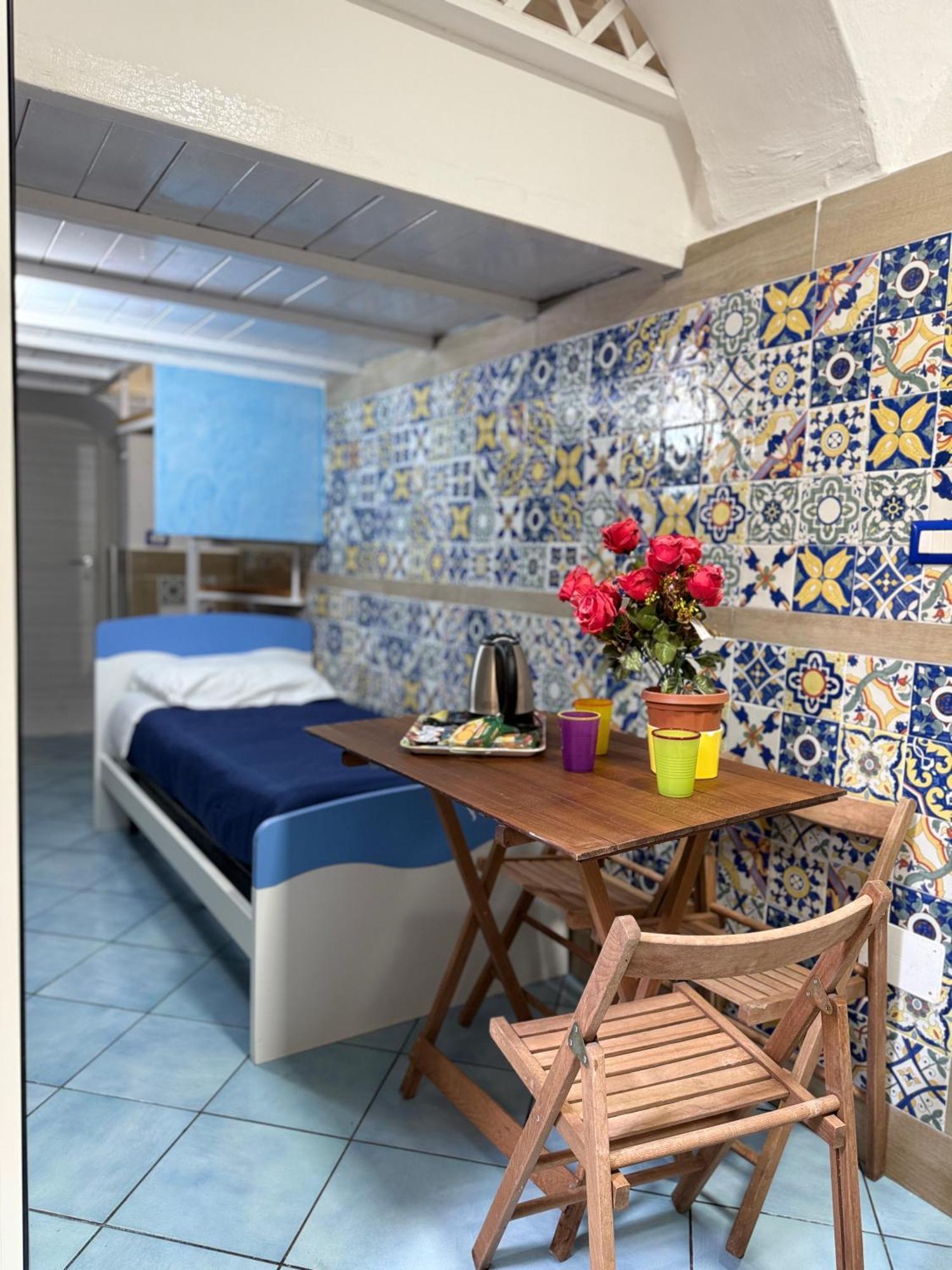 San Nicola Suite & Mini Apartment Sorrento Exteriör bild